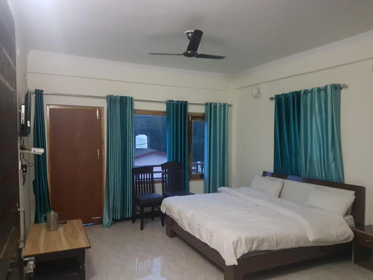 Oyo 23298 Hotel Uttaranchal Inn Nainital Exteriör bild